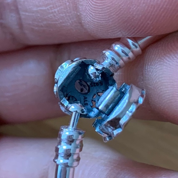 NWOT Moments Disney Aladdin Princess Jasmine Bangle Size 16 cm - Picture 12 of 13